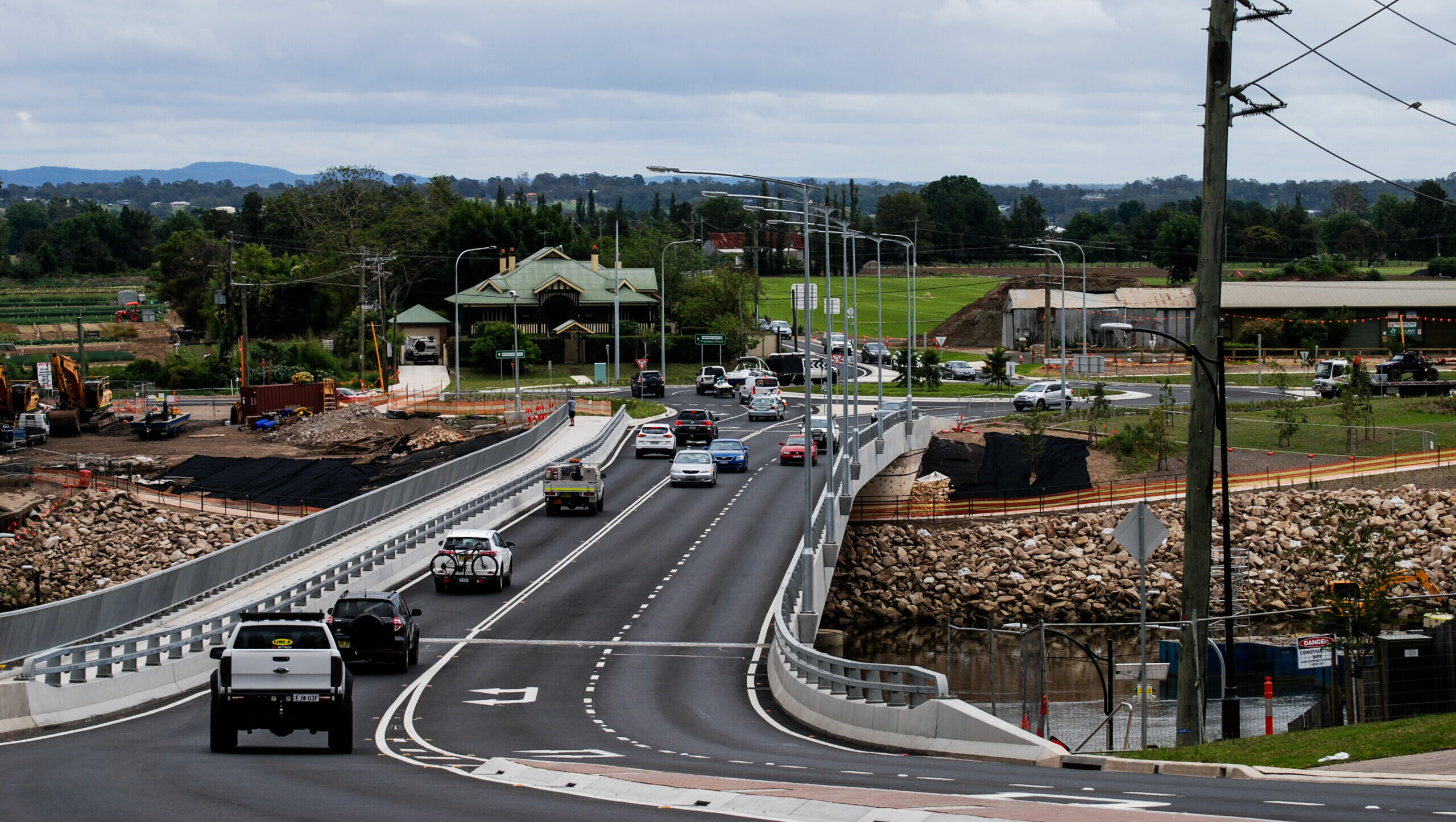 Precast pile caps and traffic barriers: Reinforced Earth manufactured precast concrete pile caps and traffic barriers for the Windsor Bridge Replacement Project in New South Wales.